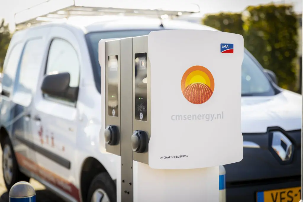 SMA laadpaal geinstalleerd door CMS